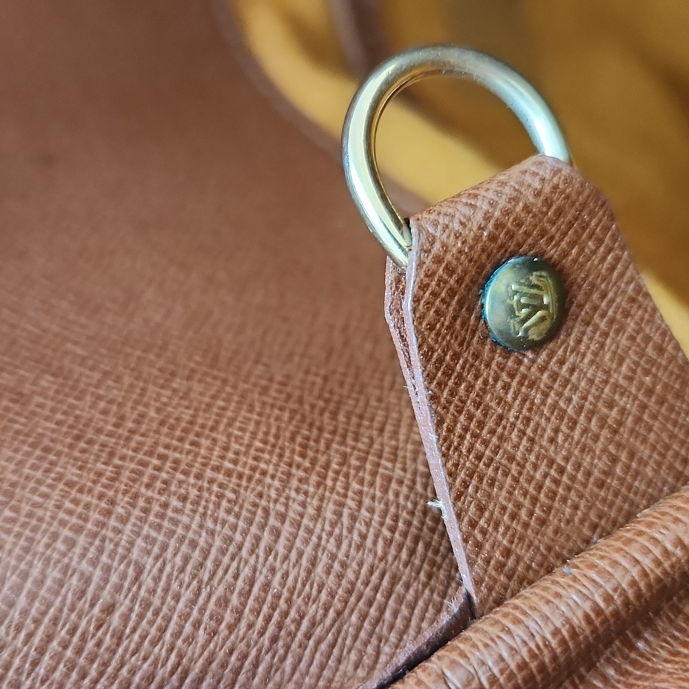 Louis Vuitton Brown and Tan Monogram Crossbody Bag - Picture 14 of 15